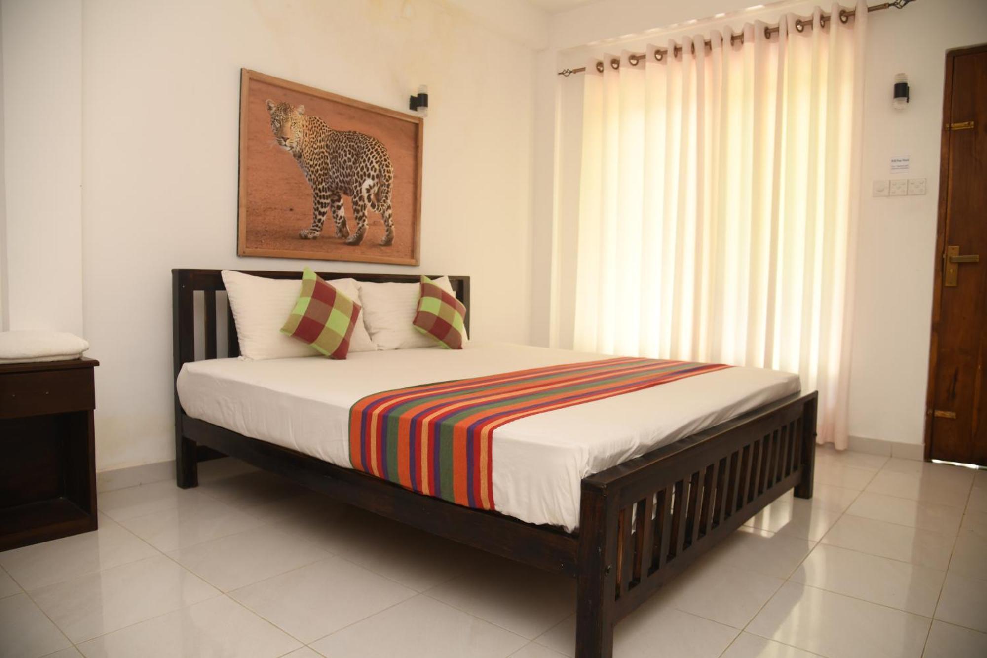 Wild Park Safari Home Stay Udawalawe Exterior photo