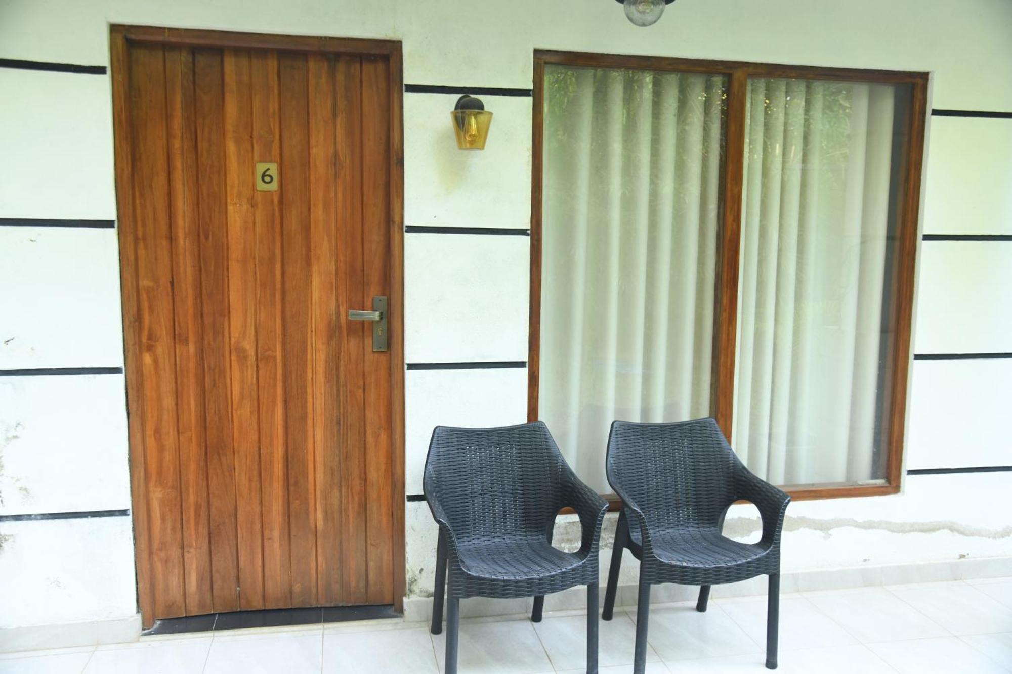 Wild Park Safari Home Stay Udawalawe Exterior photo