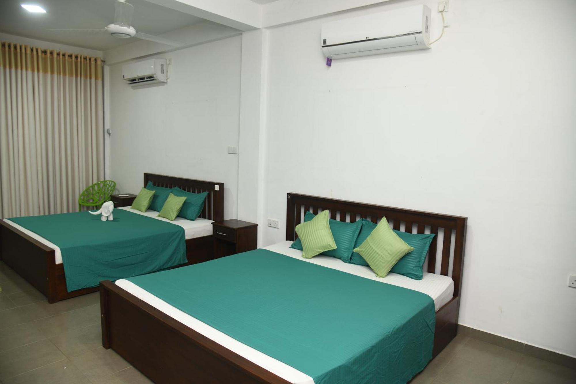 Wild Park Safari Home Stay Udawalawe Exterior photo