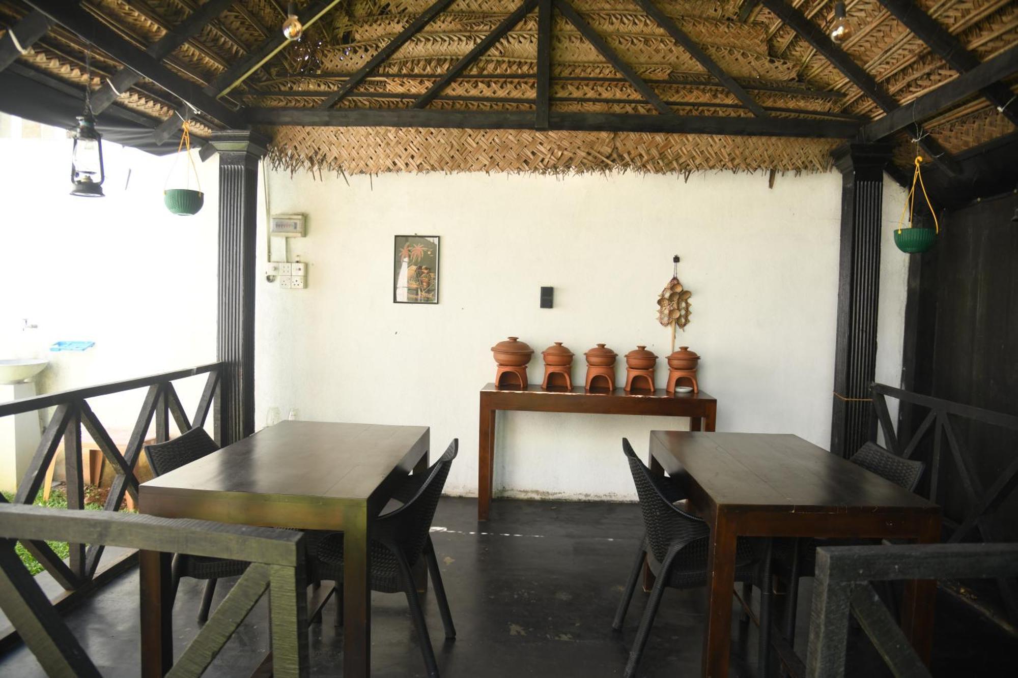 Wild Park Safari Home Stay Udawalawe Exterior photo