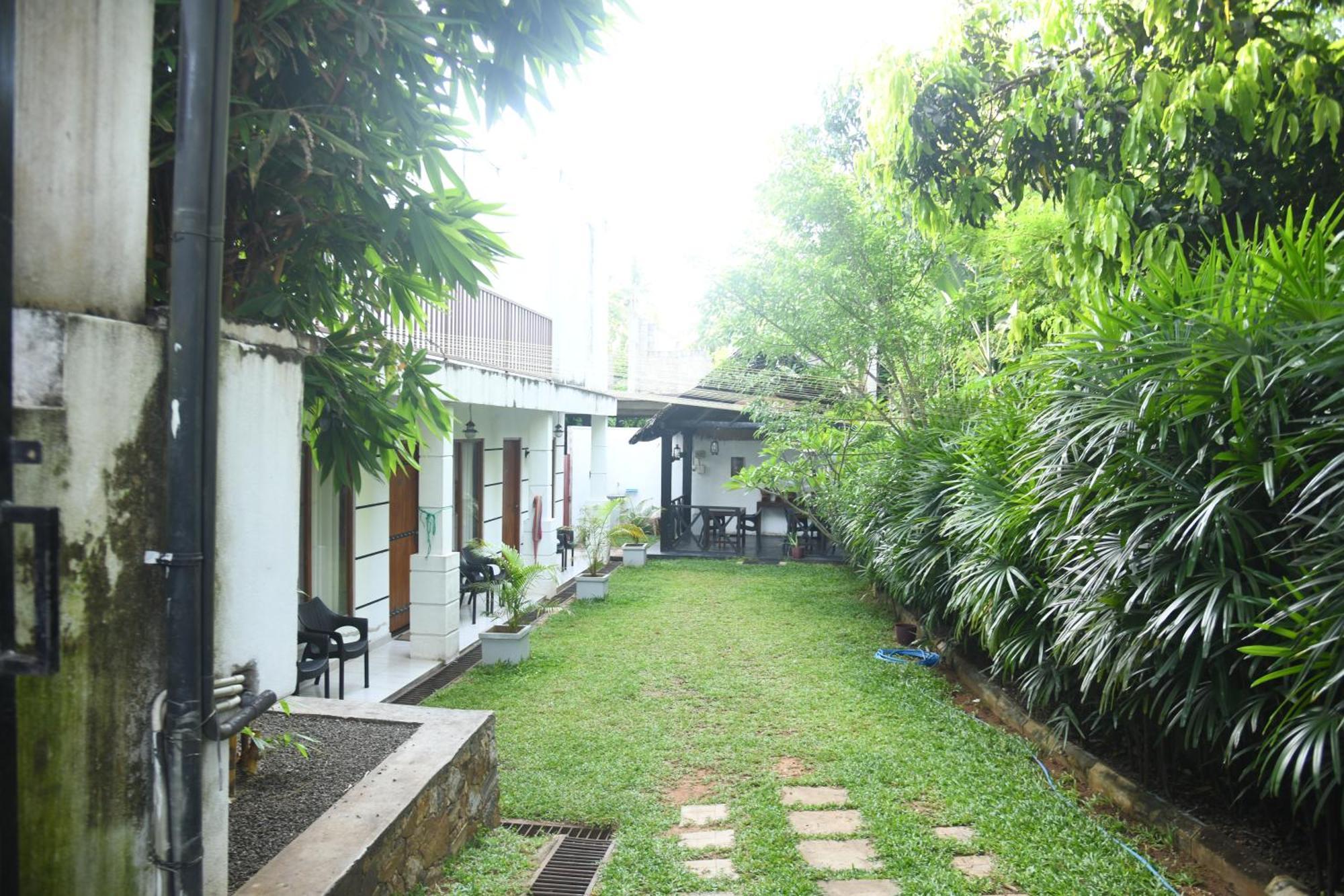 Wild Park Safari Home Stay Udawalawe Exterior photo