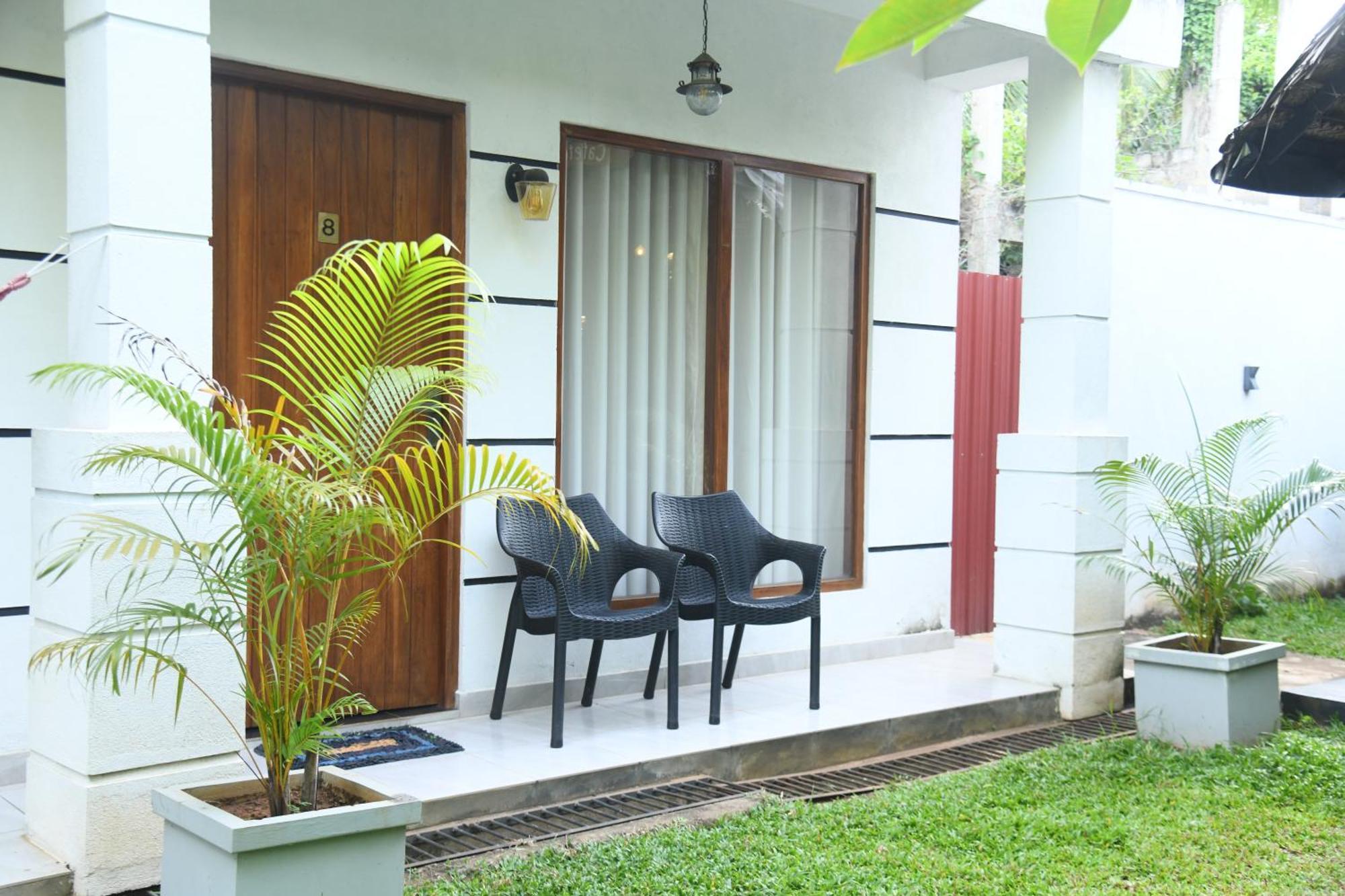 Wild Park Safari Home Stay Udawalawe Exterior photo