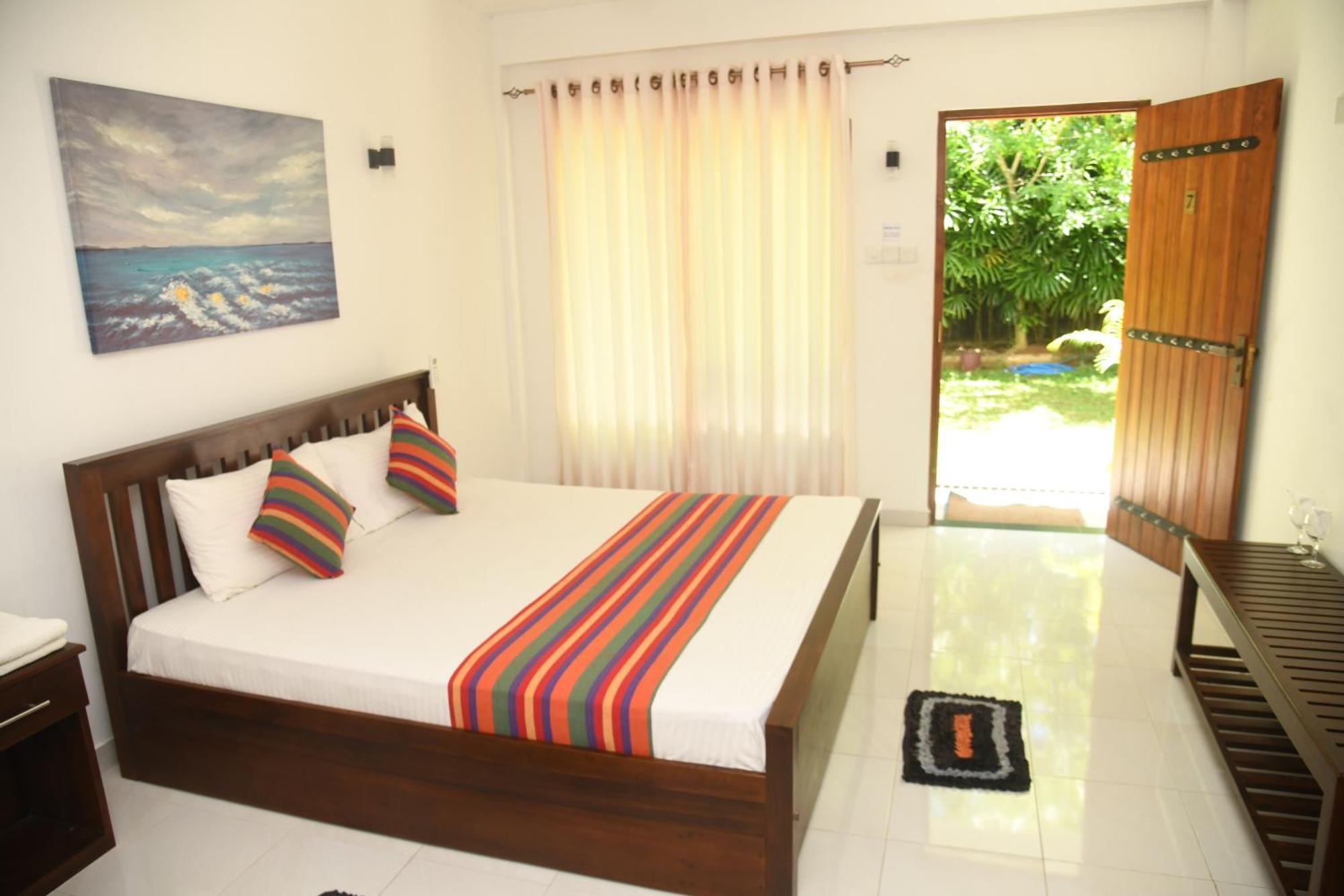 Wild Park Safari Home Stay Udawalawe Exterior photo