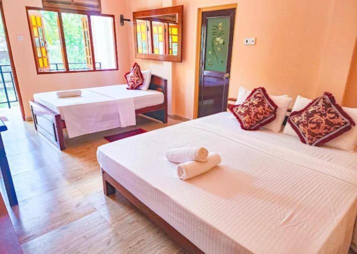 Wild Park Safari Home Stay Udawalawe Exterior photo